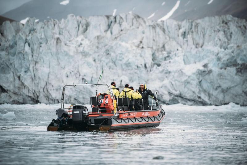 Svalbard Hotell The Vault