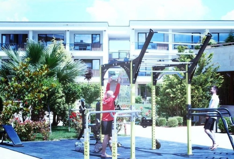 هتل Apolonia Resort