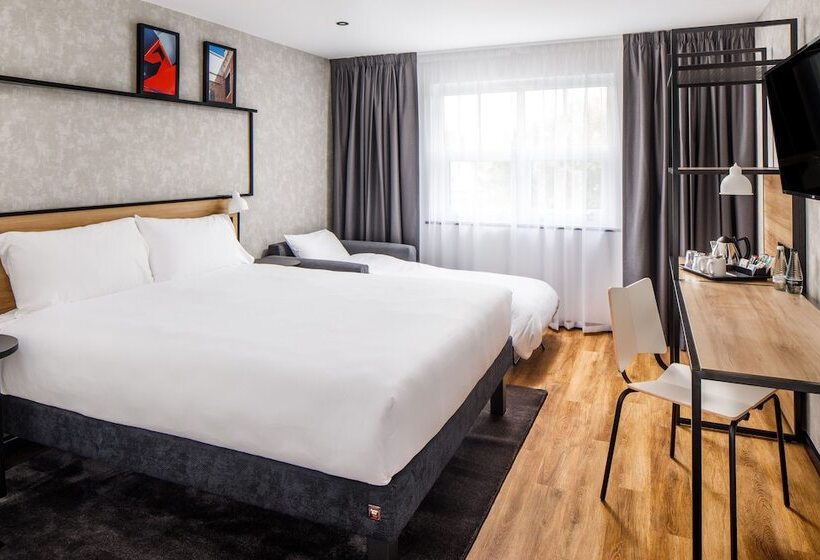 فندق Ibis Wakefield East Castleford