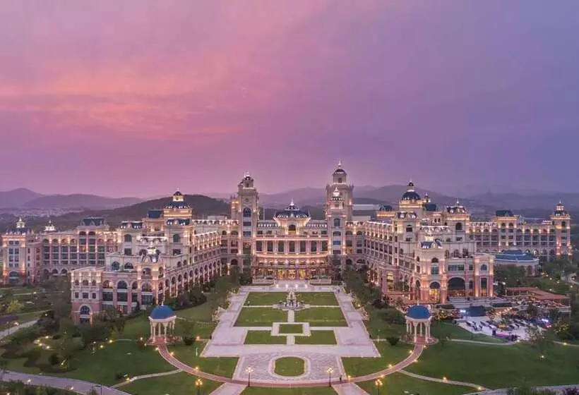 ホテル Hilton Dalian Golden Pebble Beach Resort