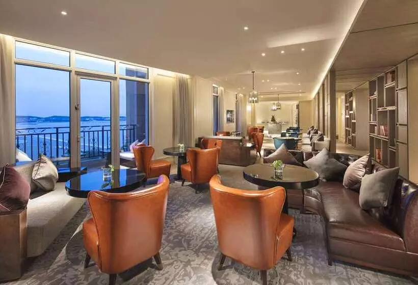 ホテル Hilton Dalian Golden Pebble Beach Resort