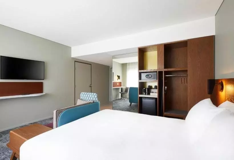 هتل Holiday Inn Express Newcastle, An Ihg