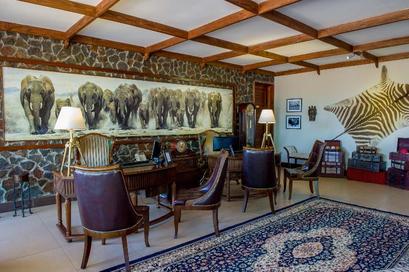 Отель Ngorongoro Oldeani Mountain Lodge