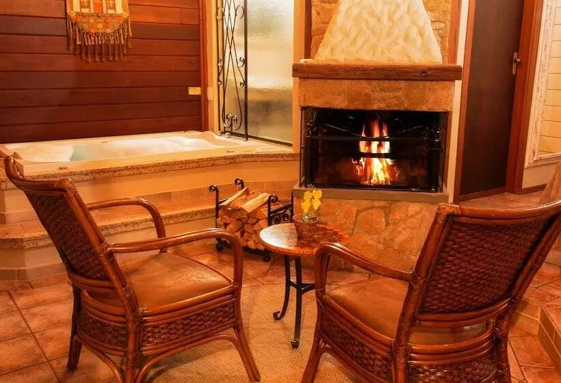 Hotelli Pousada Varanda Das Colinas