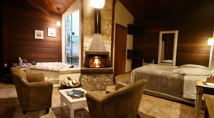 Hotelli Pousada Varanda Das Colinas