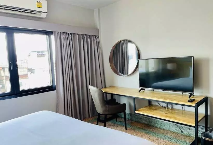 هتل W22 By Burasari