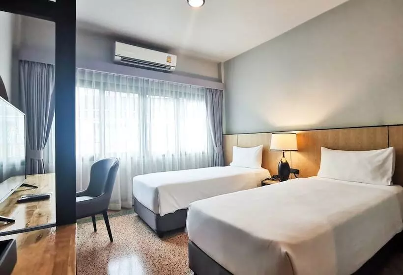 هتل W22 By Burasari