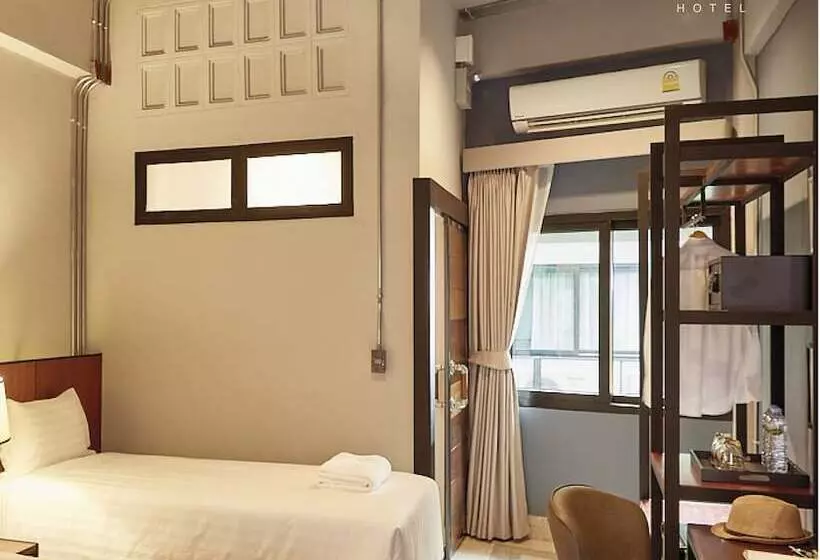 هتل W22 By Burasari