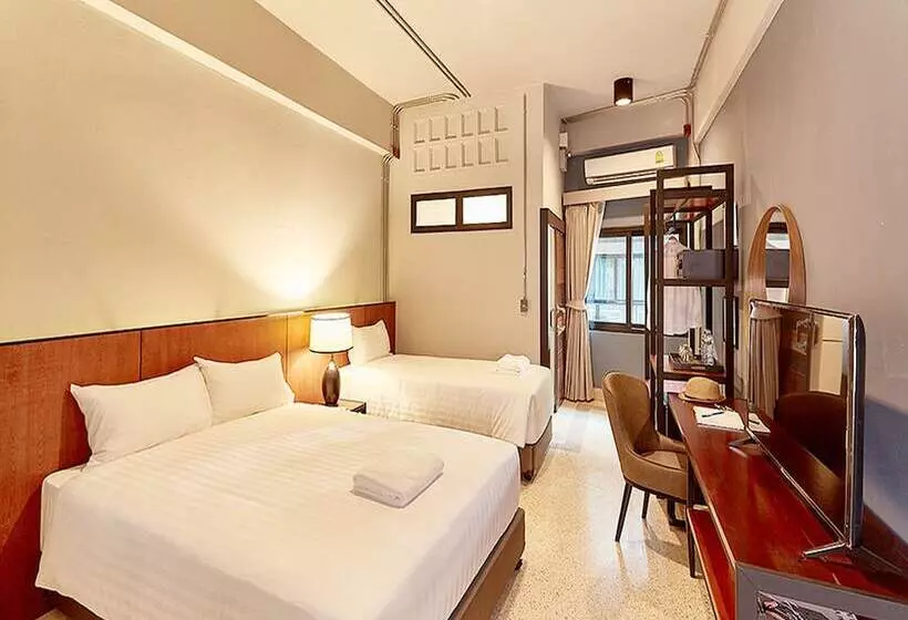 هتل W22 By Burasari