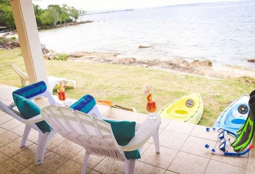 هتل Blue Bay Resort