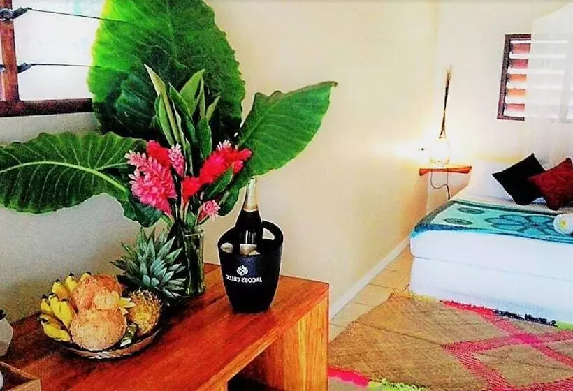 هتل Blue Bay Resort