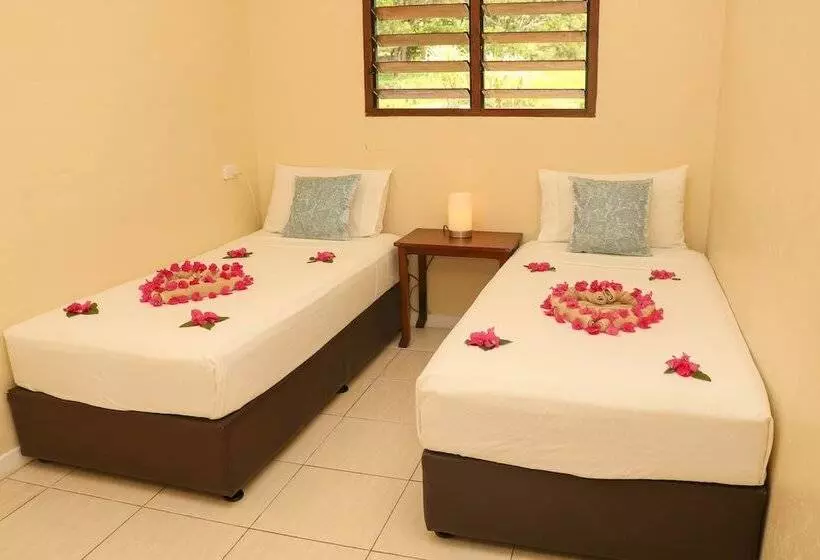 هتل Blue Bay Resort