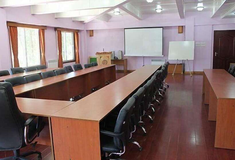 هتل Jambayang Resort