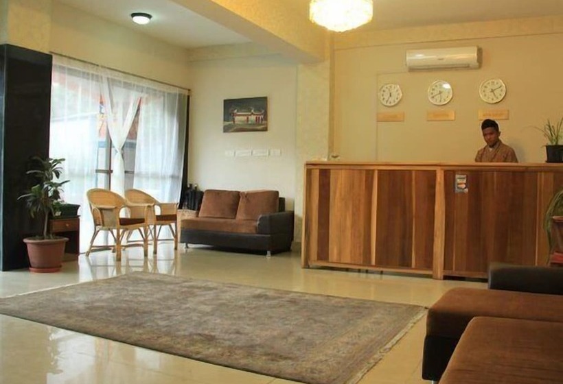 هتل Jambayang Resort