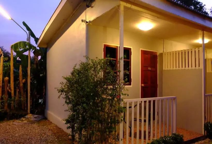 ホテル Kaikatak Resort