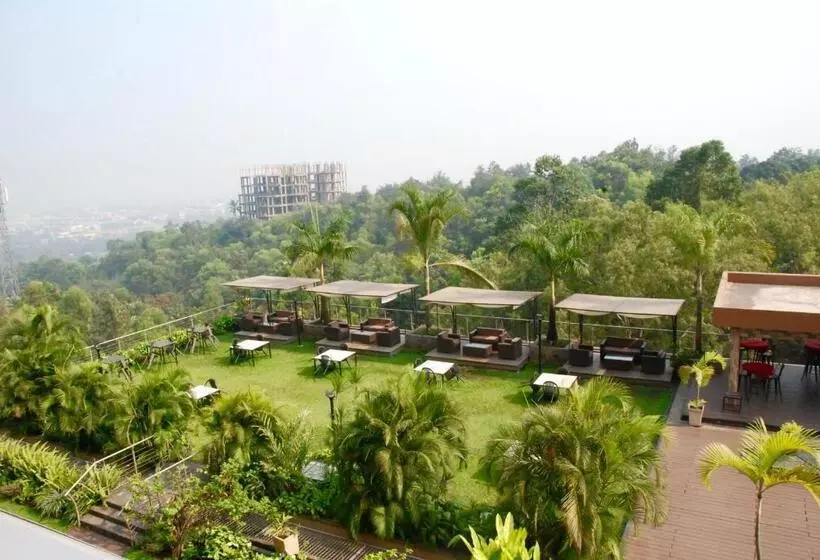 هتل Kiriri Garden