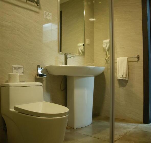 هتل Kiriri Garden