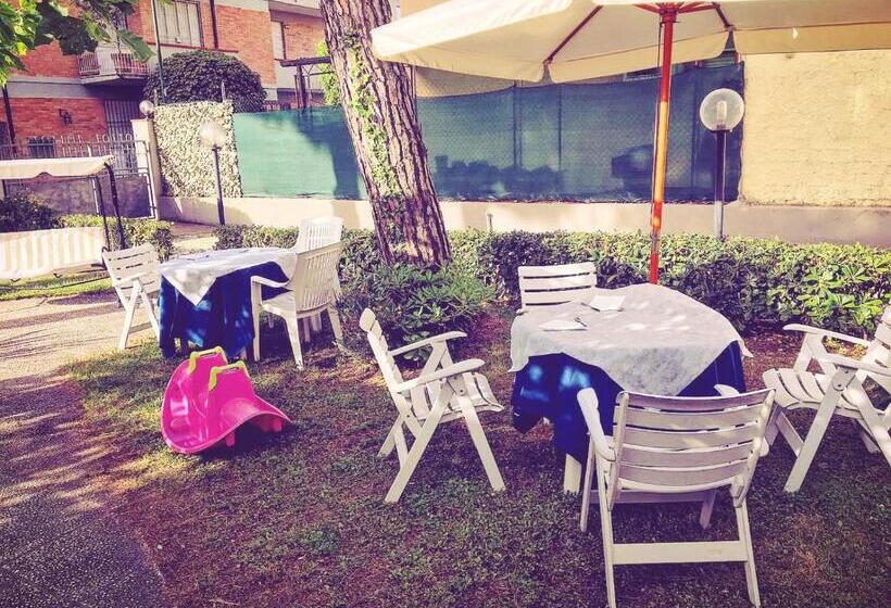 فندق Perla Del Mare