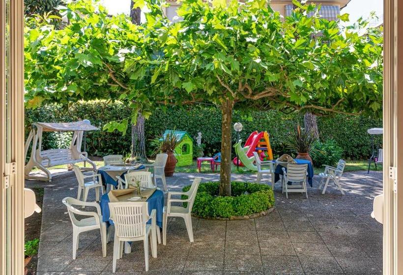 فندق Perla Del Mare