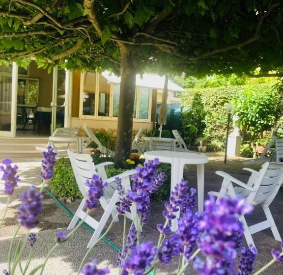 فندق Perla Del Mare