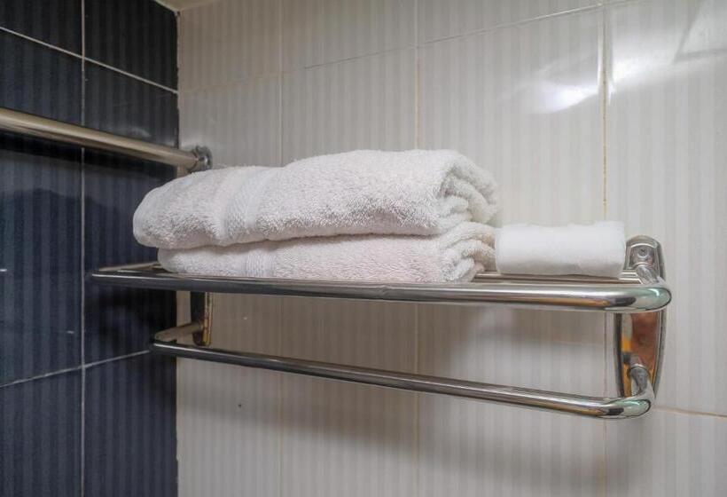 בית מלון כפרי Reddoorz Plus At Grand Populer