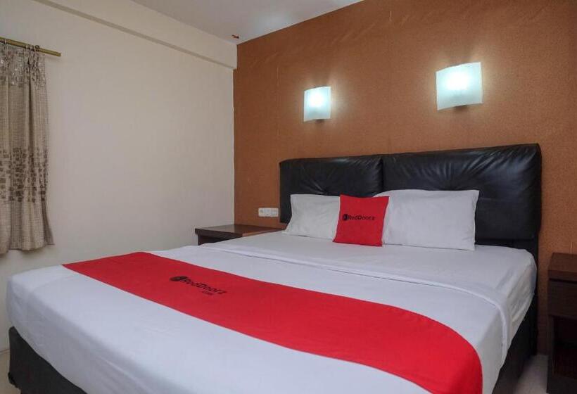 בית מלון כפרי Reddoorz Plus At Grand Populer