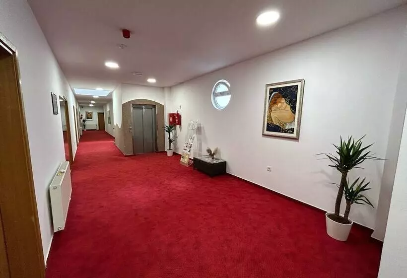 Hotelli Rooms Elez