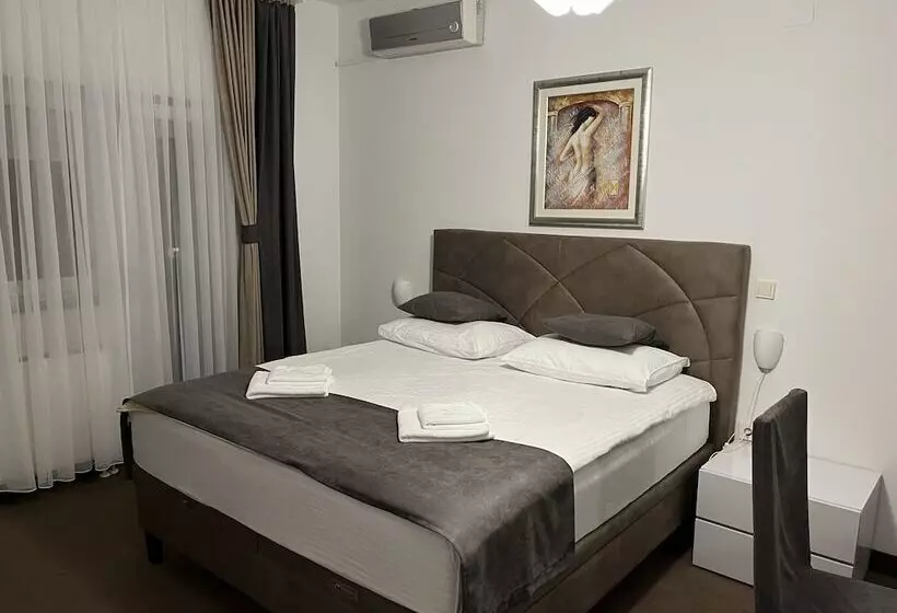 Hotelli Rooms Elez