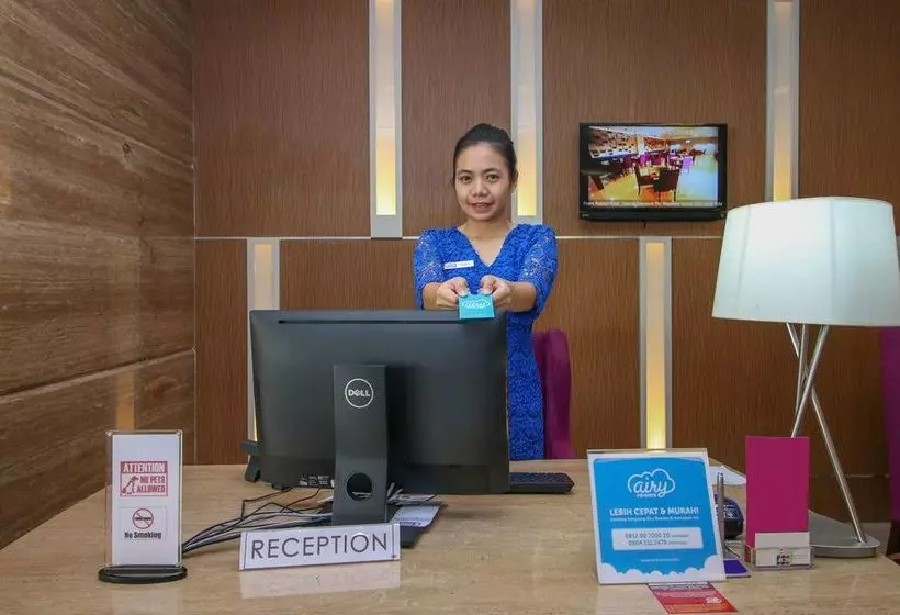 Hotelli Airy International Plaza Kolonel Atmo 16 Palembang