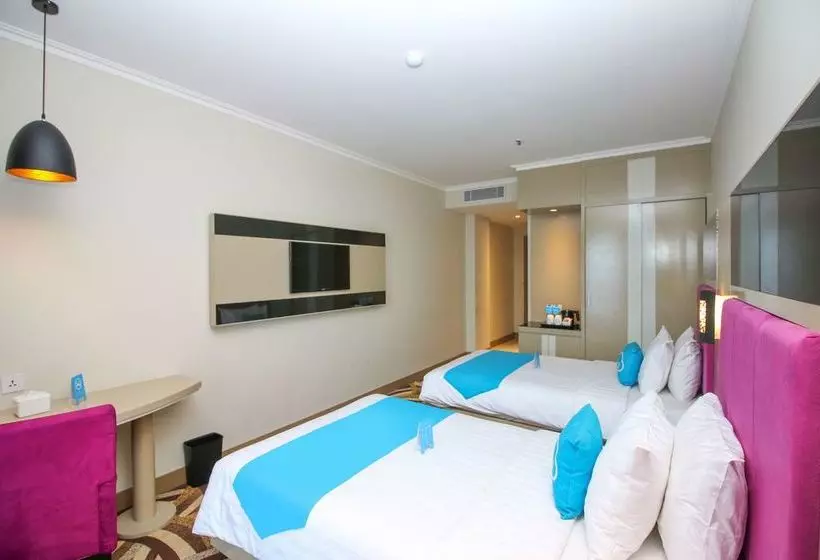 Hotelli Airy International Plaza Kolonel Atmo 16 Palembang