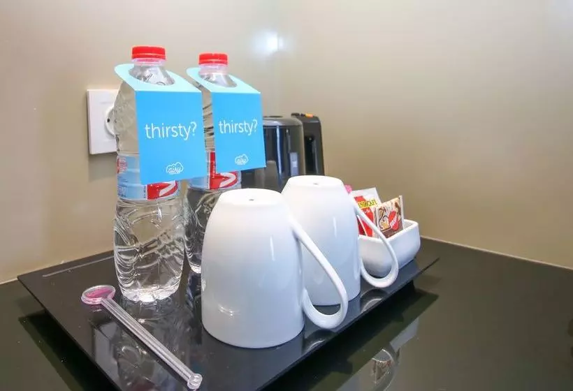 Hotelli Airy International Plaza Kolonel Atmo 16 Palembang