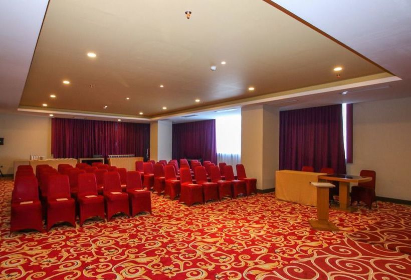 בית מלון כפרי Airy International Plaza Kolonel Atmo 16 Palembang