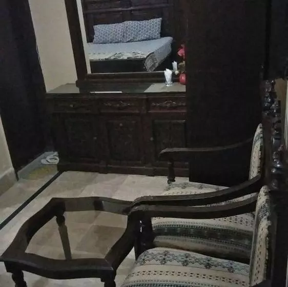 هتل Sawar