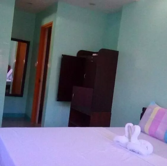 هتل Sunshine Paradise Inn