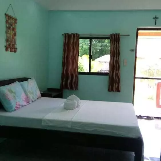 هتل Sunshine Paradise Inn