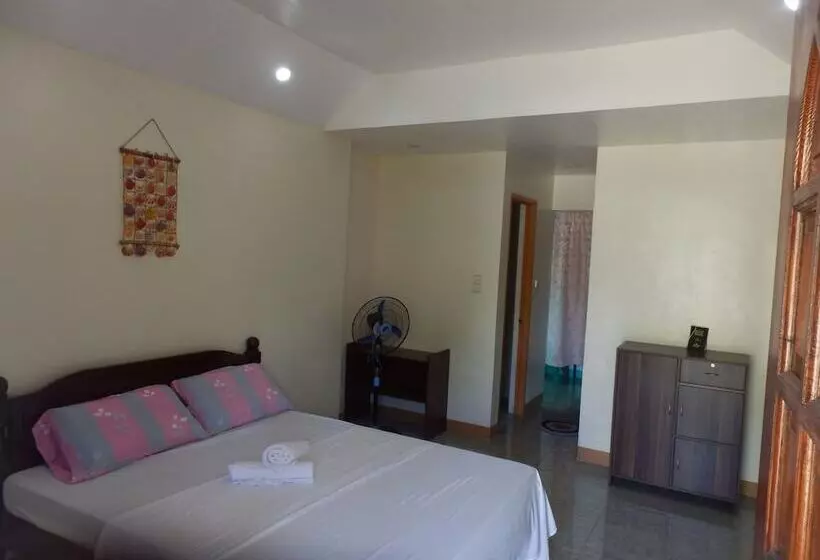 هتل Sunshine Paradise Inn