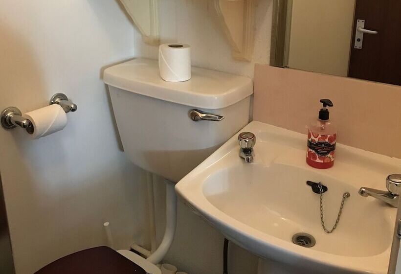 فندق The Old Coach House