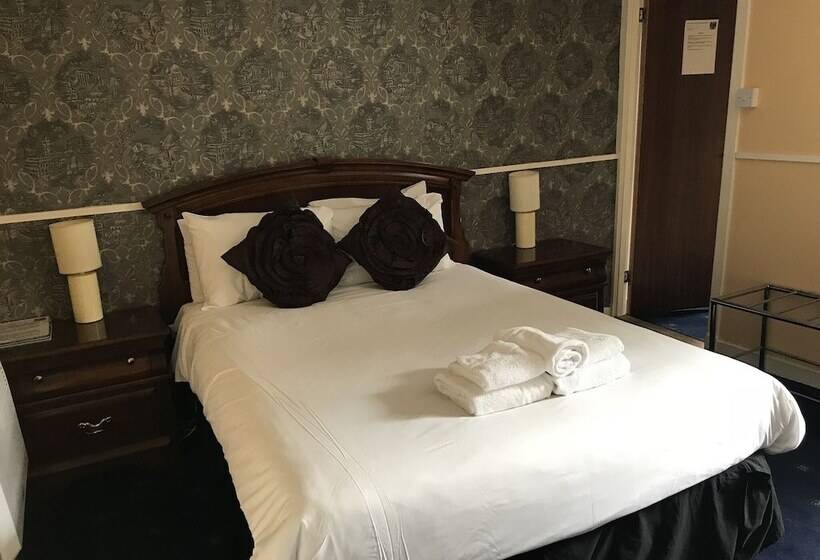 فندق The Old Coach House