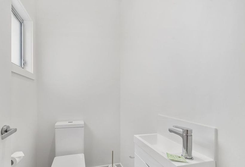 Pearls On Sapphire Beach