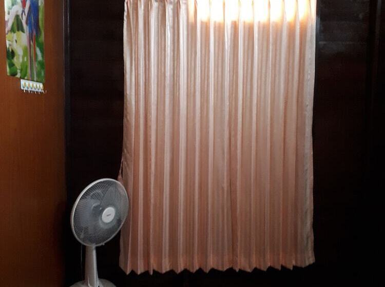 Pensão Baan Khunyaichuea