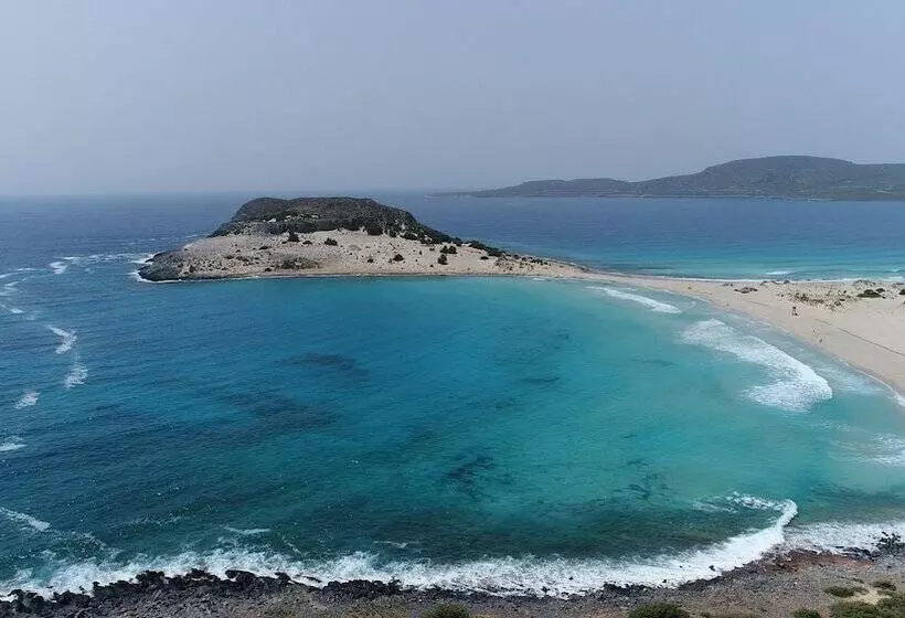 پانسیون Eight Dimensions Capari Suites Elafonisos