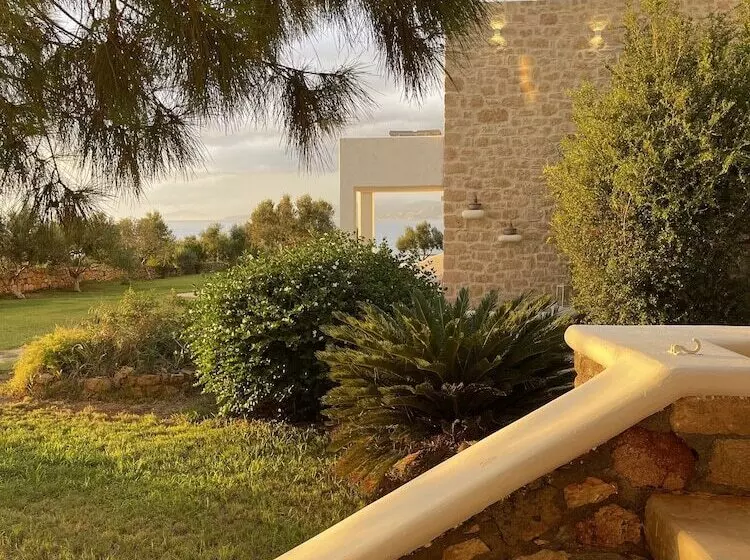 پانسیون Eight Dimensions Capari Suites Elafonisos