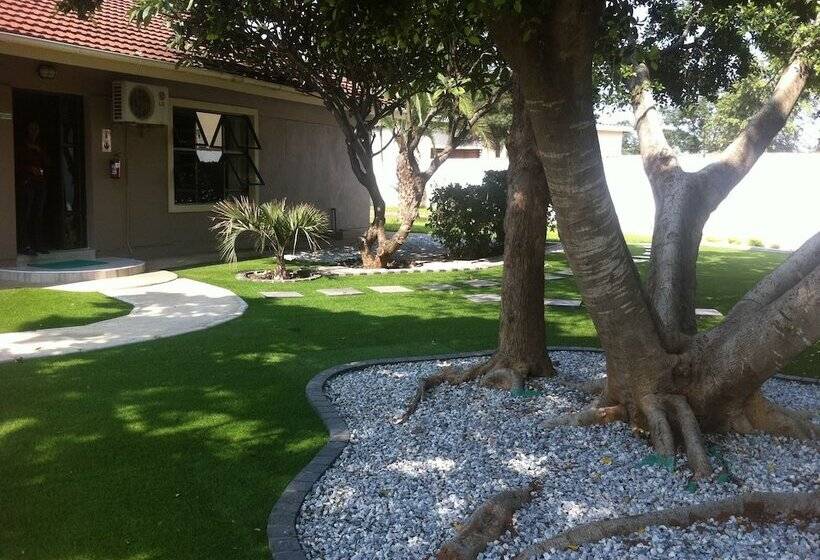 پانسیون Cosy Palms Guest House