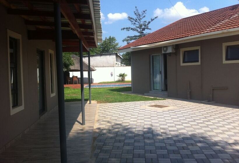 پانسیون Cosy Palms Guest House