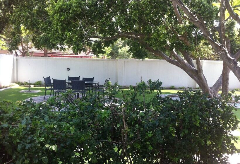 پانسیون Cosy Palms Guest House