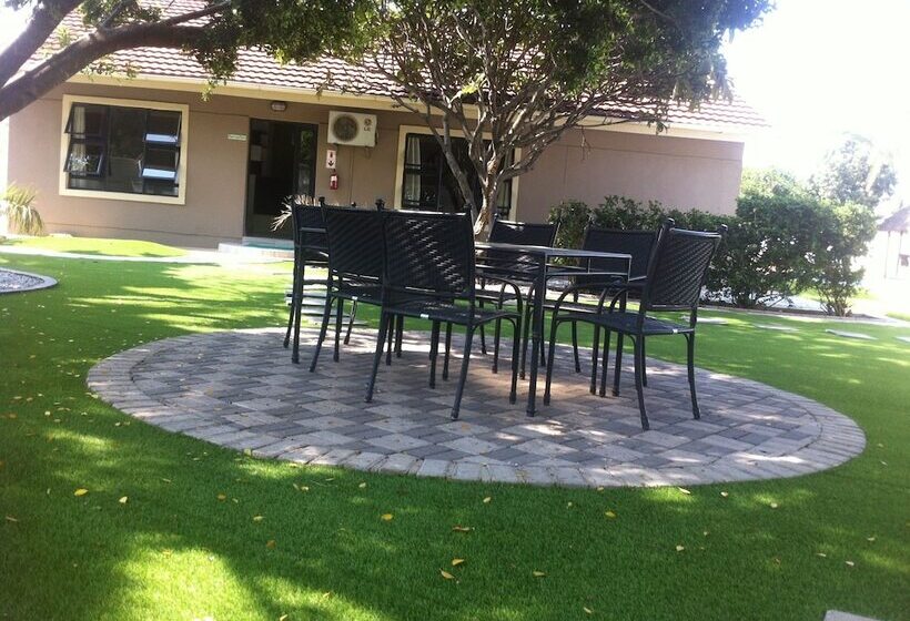 پانسیون Cosy Palms Guest House