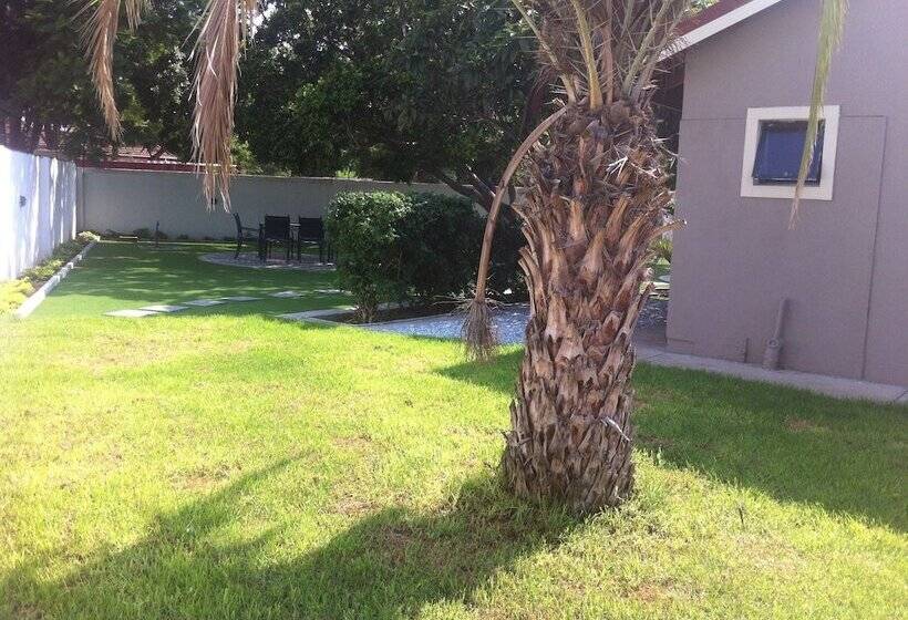 پانسیون Cosy Palms Guest House