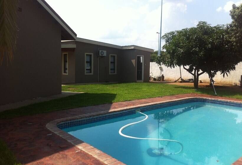 پانسیون Cosy Palms Guest House