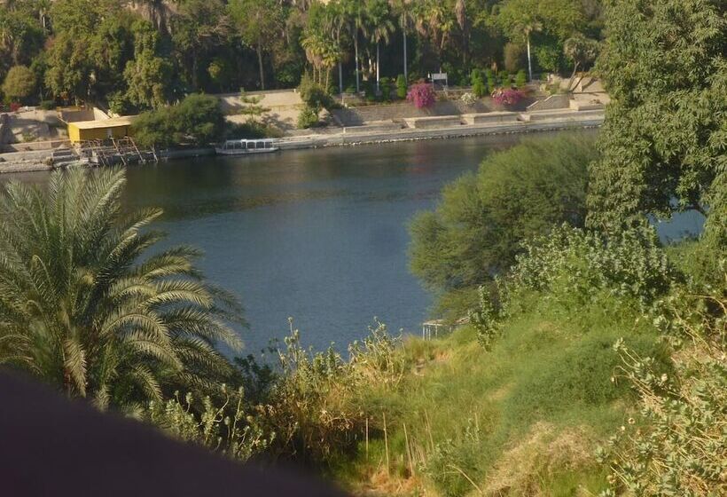 پانسیون El Prince Guesthouse