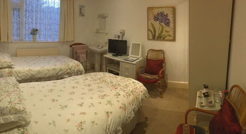 펜션 Holcombe Guest House